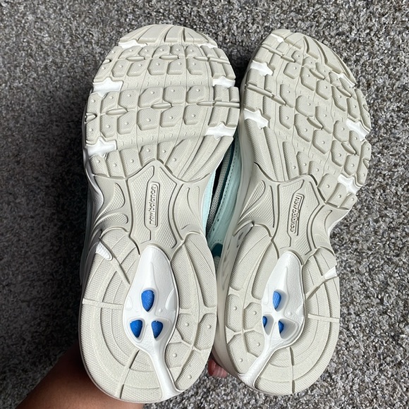 New Balance x Calia - 530 Running Sneakers - Picture 5 of 7